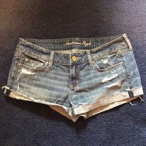 AMERICAN EAGLE cutoffs